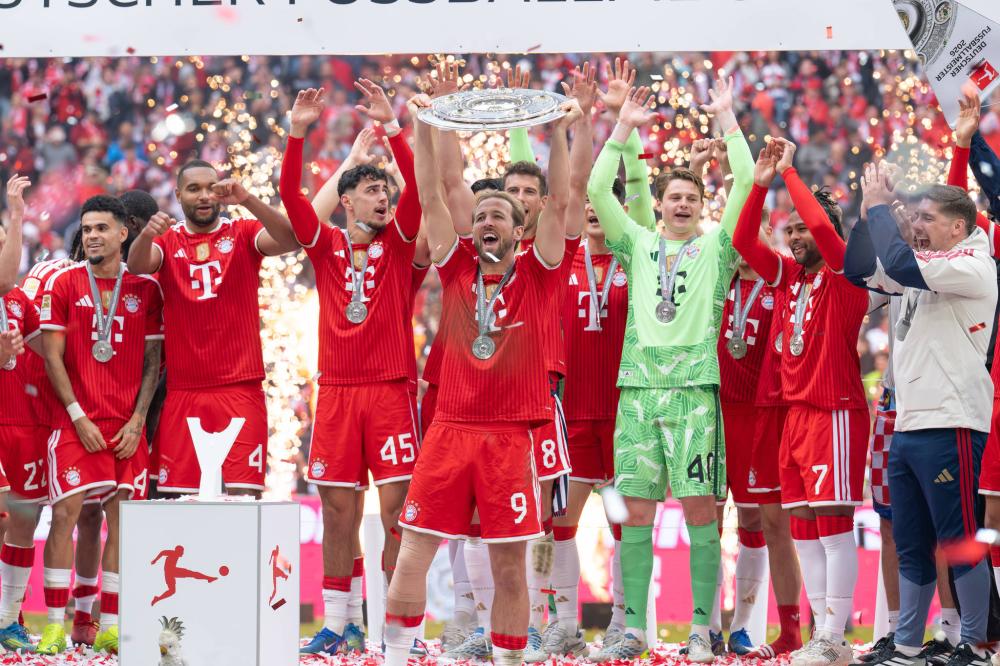 火箭背靠背冲击西部前五席位马刺再战勇士全力冲击十连胜荣耀之路